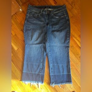 *Judy Blue* Wide Leg Crop jeans